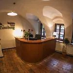 Tanzberg Otel