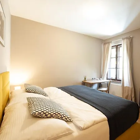 Tanzberg Hotel 3*