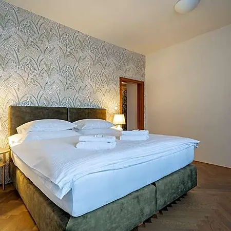 Tanzberg 3*