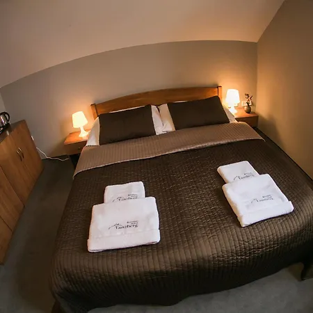 Hotel Tanzberg 3*